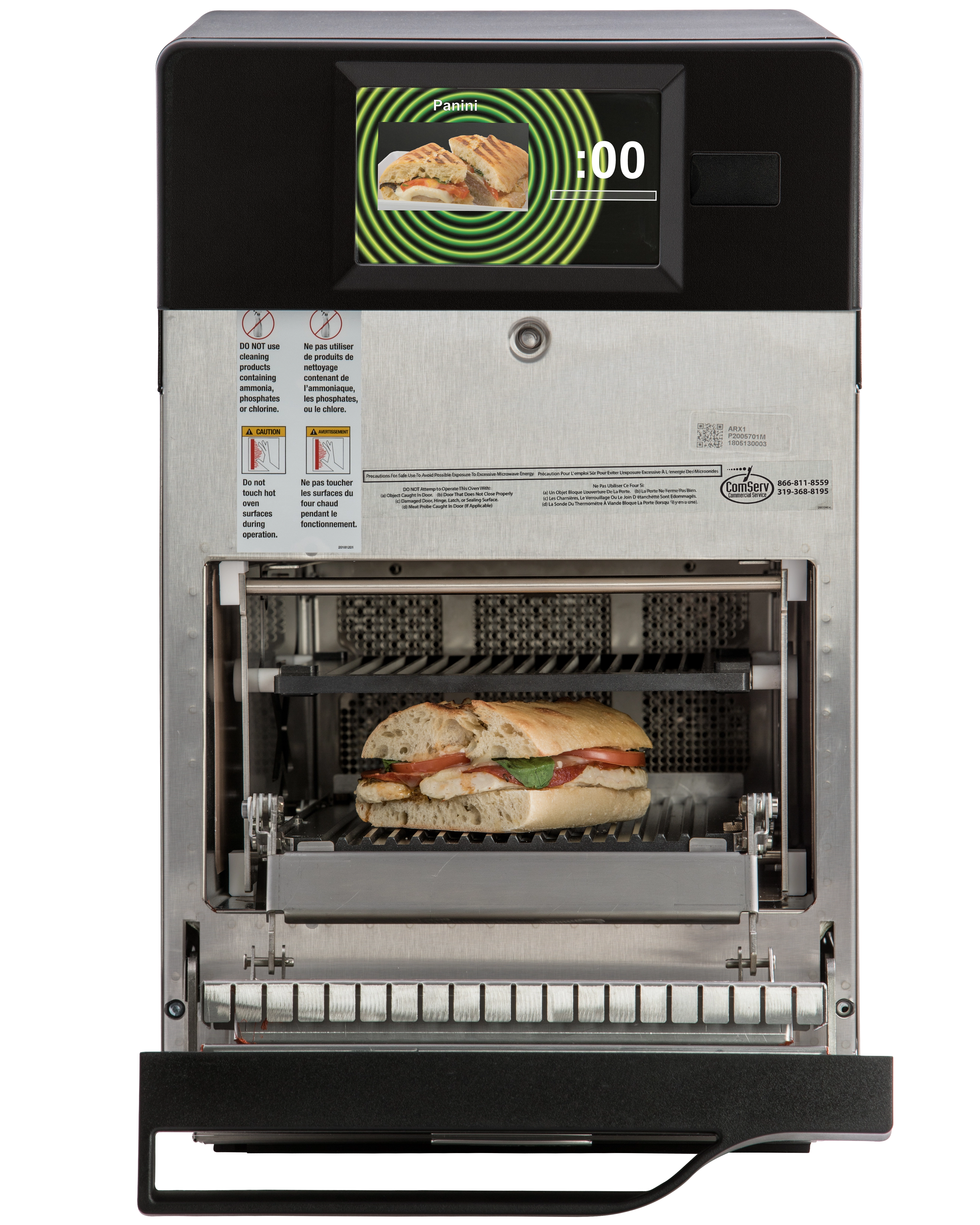 En XpressChef-ugn med öppen ugnslucka och en panini inuti